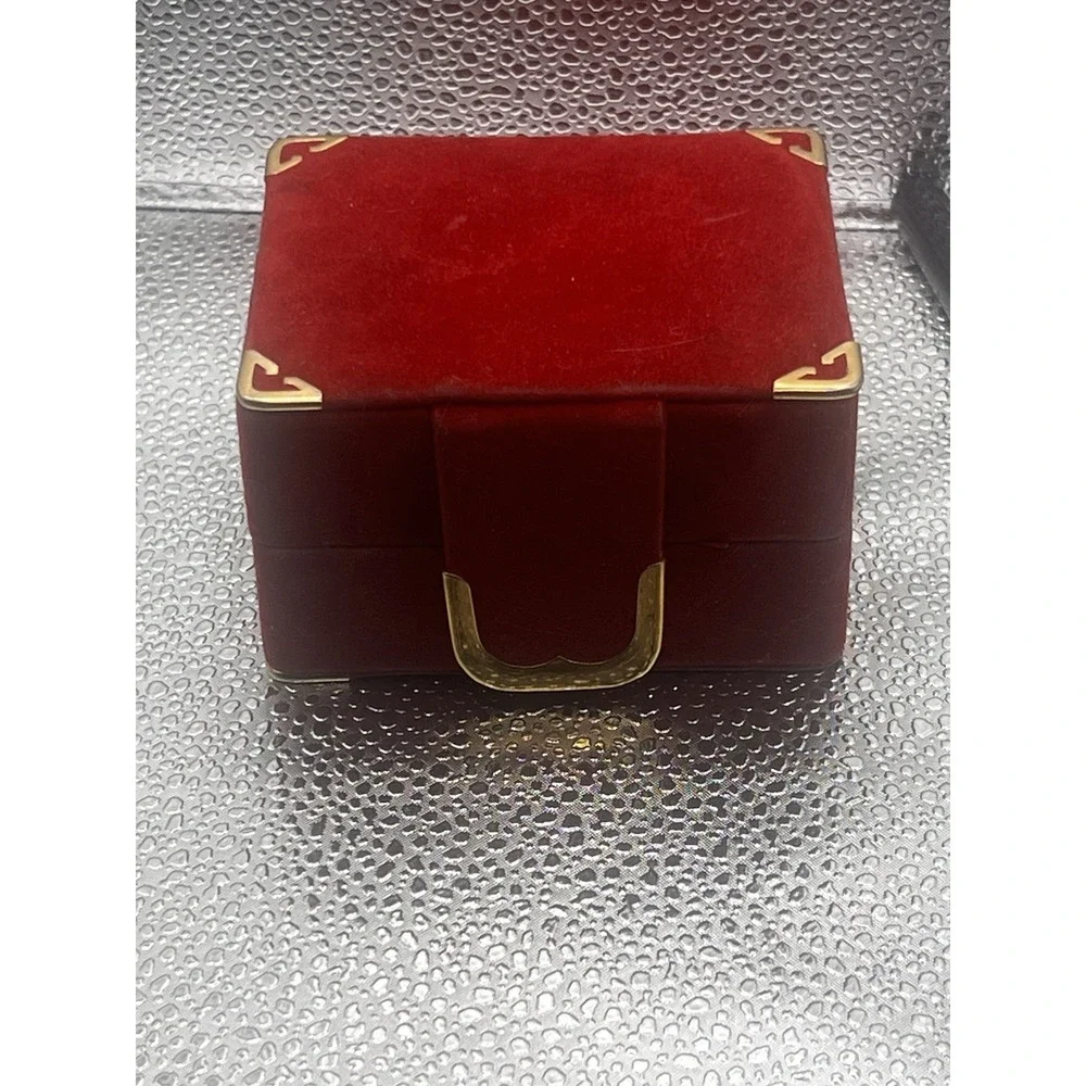 Red‎ velvet Travel Jewelry Box W/ A Fashion Ring Sz 7.5 & 2 Pairs Vtg Earrings